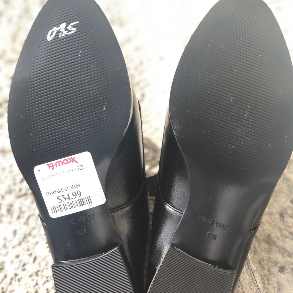 Slide In Shoes. - Picture 3 of 3